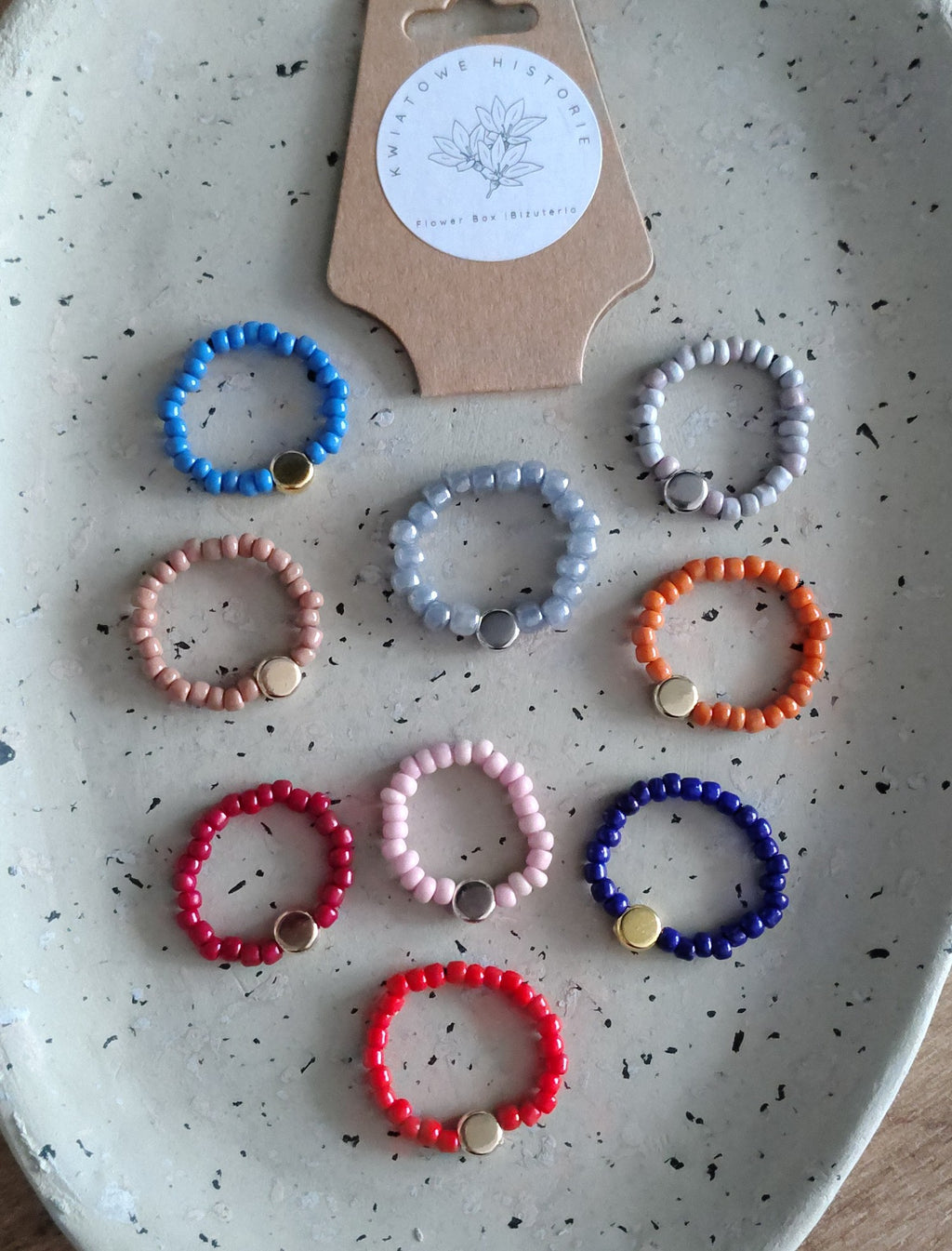 Pierścionki z koralików