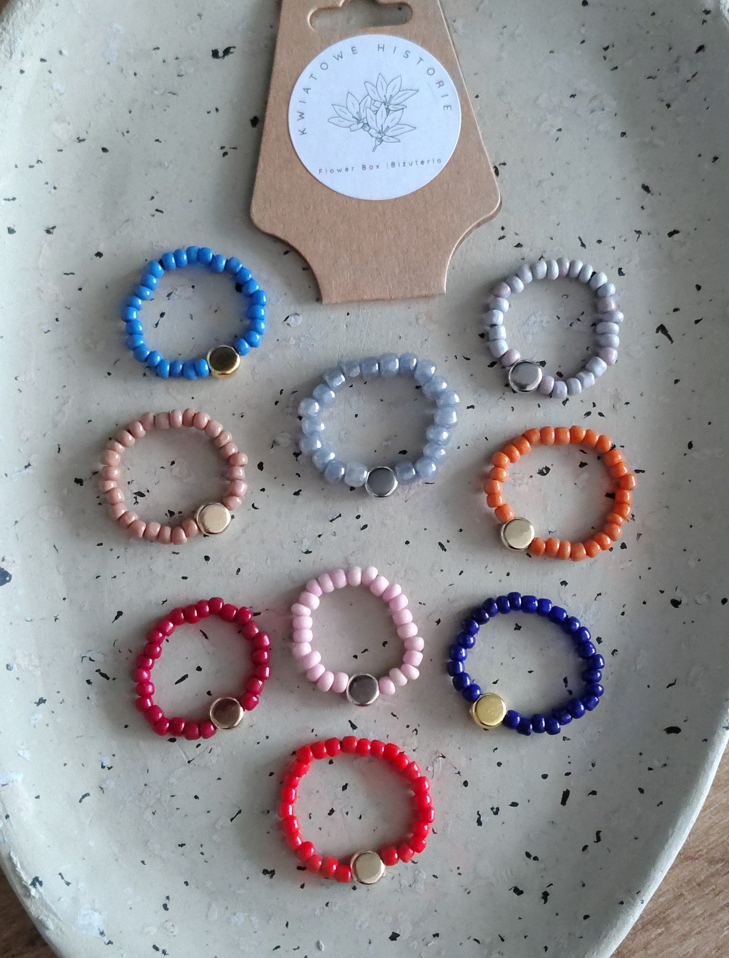 Pierścionki z koralików